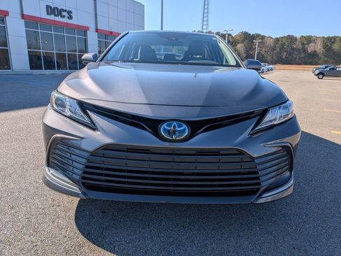 Used 2024 Toyota Camry LE FWD image 8