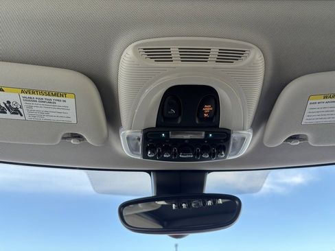 Used 2024 MINI Cooper S image 9