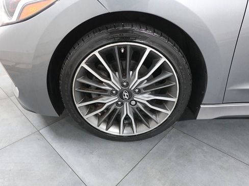 Used 2018 Hyundai Elantra Sport image 28