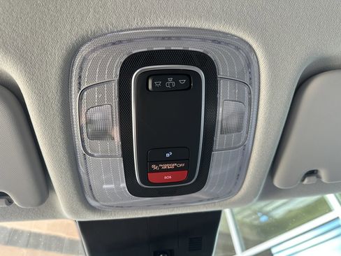 Used 2024 Hyundai Kona SEL image 33