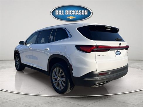 Used 2025 Buick Enclave Preferred image 5