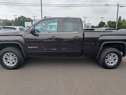 Used 2019 GMC Sierra 1500 SLE w/ SLE Value Package AWD/4WD image 3