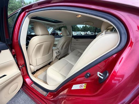 Used 2015 Lexus ES 350 w/ Premium Package FWD image 10
