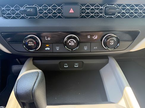 Certified 2025 Honda Accord LX image 26