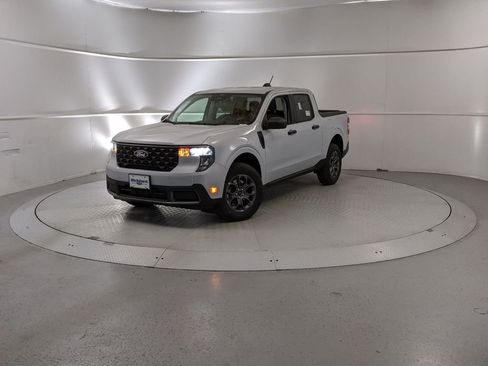 New 2026 Ford Maverick XLT AWD/4WD image 12