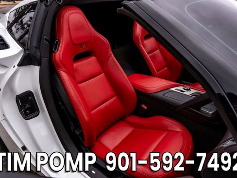 Used 2015 Chevrolet Corvette Stingray Coupe w/ 2LT Preferred Equipment Group image 15