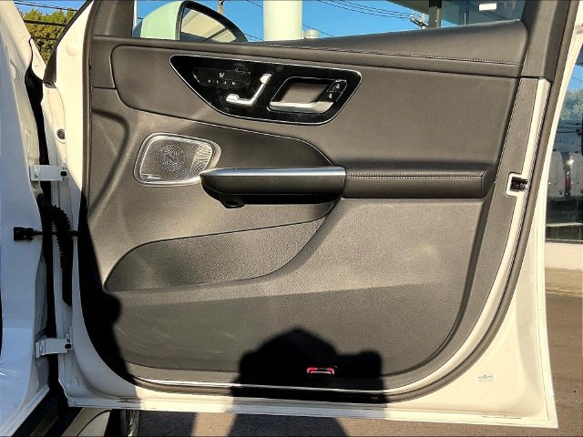 Certified 2023 Mercedes-Benz GLC 300 4MATIC image 30