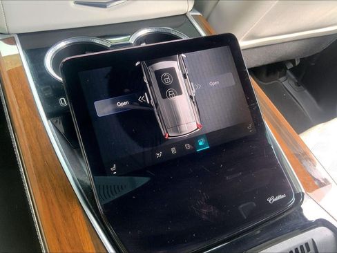 Certified 2026 Cadillac Escalade Platinum Sport AWD/4WD image 34