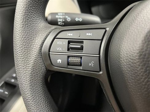 New 2026 Honda HR-V LX image 16