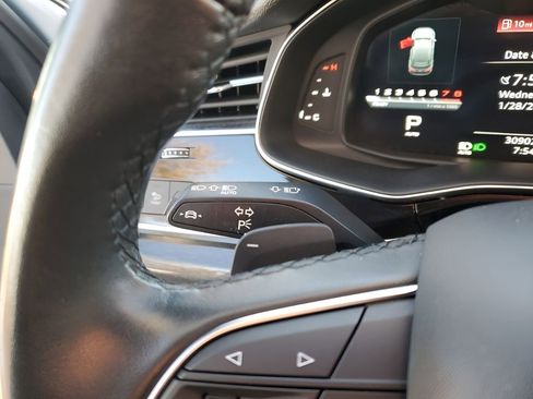 Used 2024 Audi Q7 3.0T Premium Plus image 35