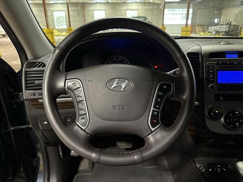 Used 2012 Hyundai Santa Fe SE image 18