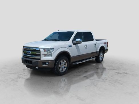 Used 2016 Ford F150 Lariat w/ Equipment Group 502A Luxury AWD/4WD image 4