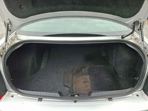 Used 2010 Chrysler 300 Touring image 27