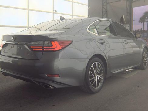 Used 2016 Lexus ES 350 w/ Luxury Package w/Wood Trim image 12