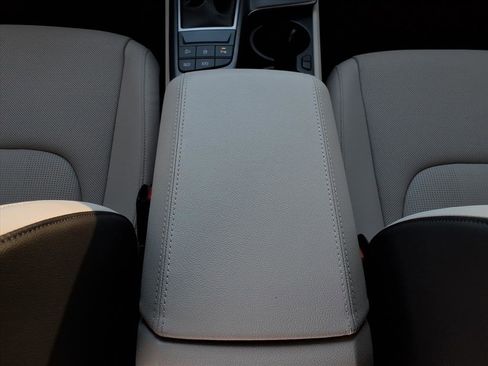 Used 2026 Kia Sportage EX image 18