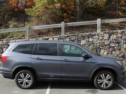 Used 2016 Honda Pilot EX-L image 5