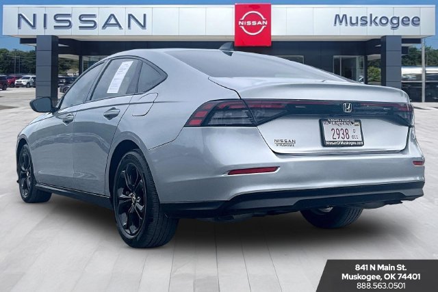 Used 2025 Honda Accord SE image 4