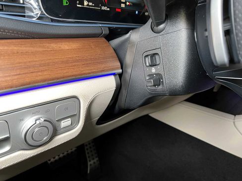 New 2026 Mercedes-Benz GLS 580 4MATIC image 26