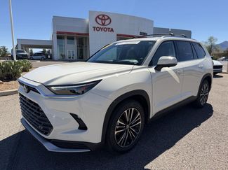 Used 2024 Toyota Grand Highlander AWD Hybrid video 1