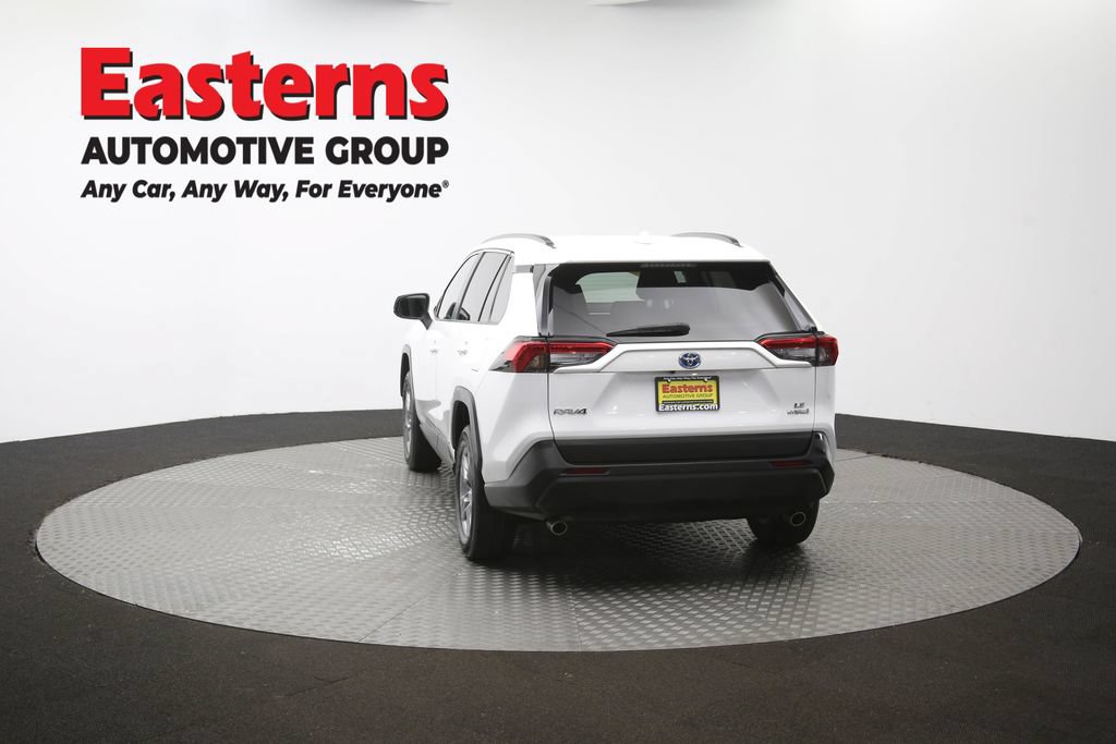 Used 2022 Toyota RAV4 LE AWD/4WD image 38