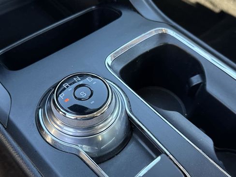 Used 2019 Ford Fusion SE w/ Equipment Group 151A image 26