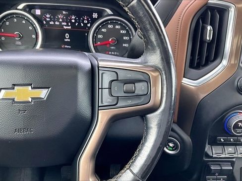 Used 2022 Chevrolet Silverado 1500 High Country image 13