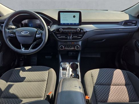 Certified 2023 Ford Escape Active AWD/4WD image 9