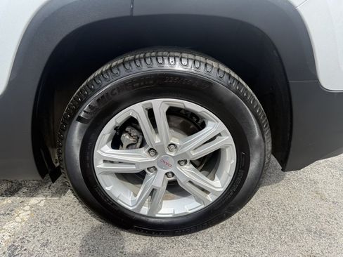 Used 2019 GMC Terrain SLE w/ Driver Convenience Package FWD image 23