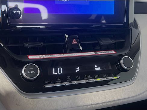 Used 2025 Toyota Corolla LE image 26