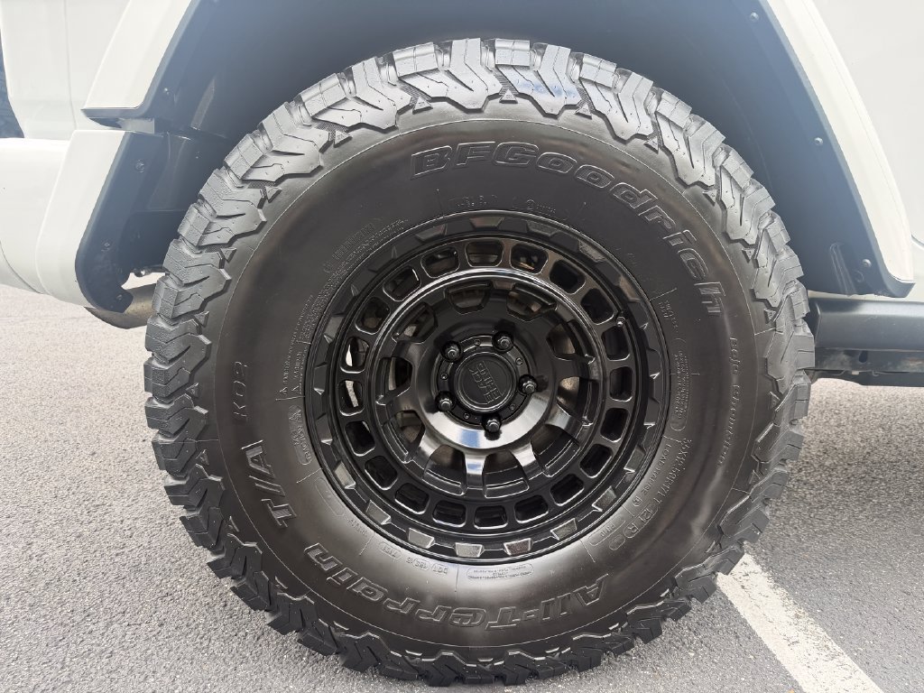 Used 2021 Jeep Wrangler Unlimited Sahara AWD/4WD image 10