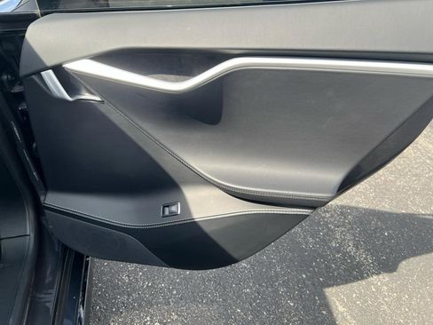 Used 2017 Tesla Model S 100D image 17