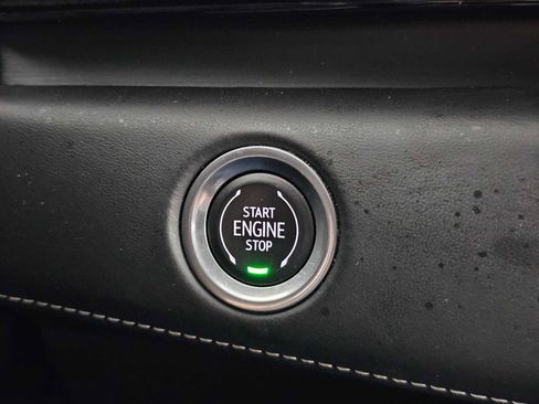 Certified 2023 Cadillac Escalade ESV Sport Platinum image 29