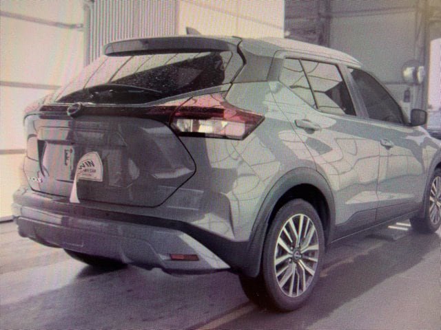 Certified 2024 Nissan Kicks SV FWD image 7
