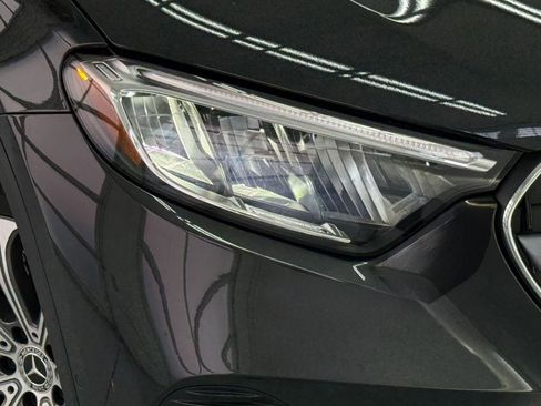 New 2026 Mercedes-Benz GLC 300 image 10