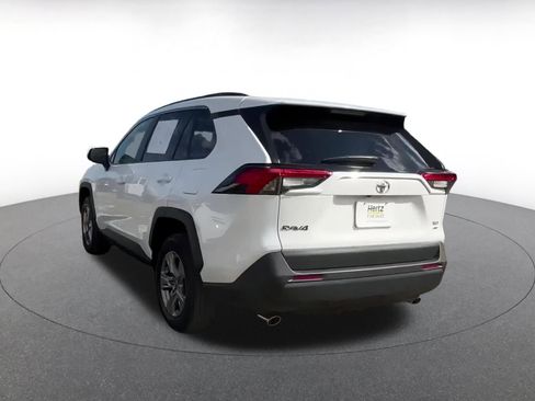 Used 2025 Toyota RAV4 XLE image 11