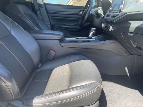 Used 2021 Nissan Altima 2.5 SR FWD image 25