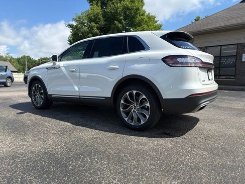 Used 2023 Lincoln Nautilus Reserve AWD/4WD image 18
