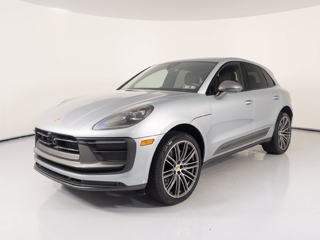 Certified 2026 Porsche Macan Turbo AWD/4WD image 7