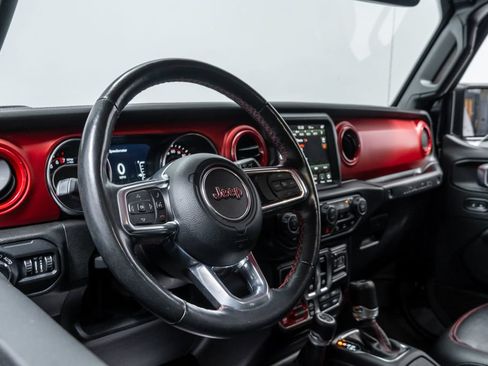 Used 2021 Jeep Wrangler Rubicon AWD/4WD image 4