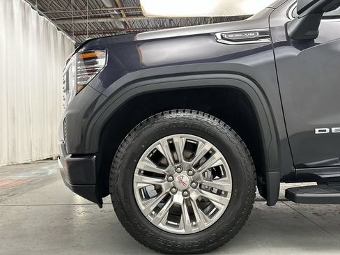 Used 2024 GMC Sierra 1500 Denali w/ Technology Package AWD/4WD image 22