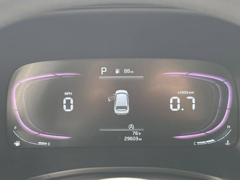 Used 2025 Kia Soul LX w/ LX Technology Package FWD image 37