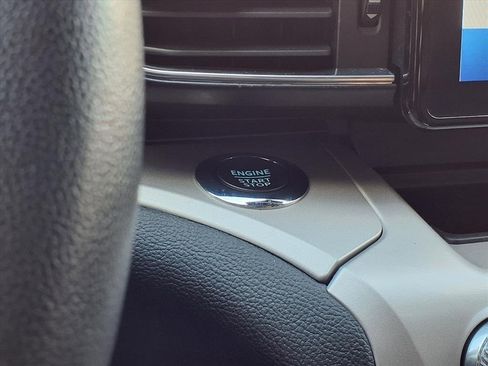 Used 2023 Ford Explorer XLT w/ Equipment Group 202A image 15