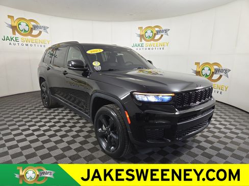 Used 2023 Jeep Grand Cherokee L Laredo AWD/4WD image 1