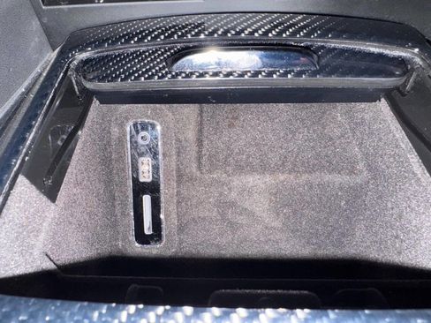 Used 2018 Maserati Levante image 15