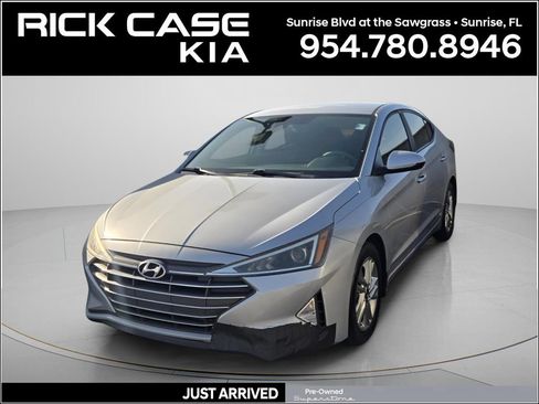 Used 2020 Hyundai Elantra SEL w/ Cargo Package (C1) FWD image 1