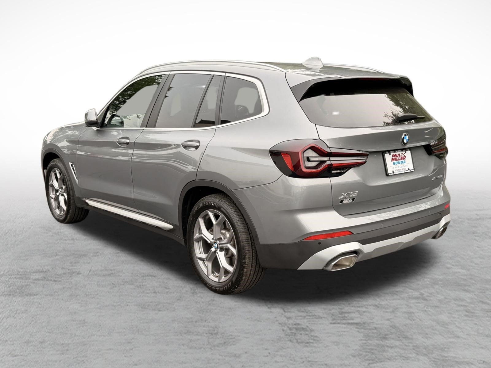 Used 2024 BMW X3 xDrive30i w/ Convenience Package AWD/4WD image 5