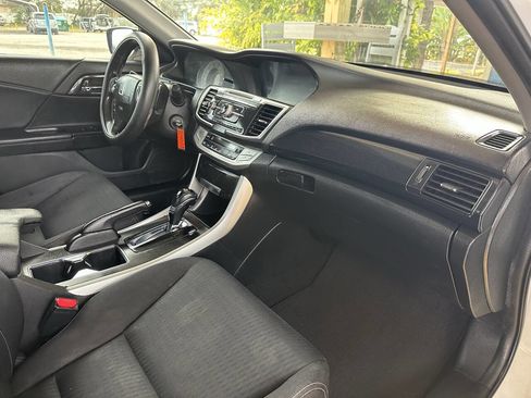 Used 2014 Honda Accord Sport image 13