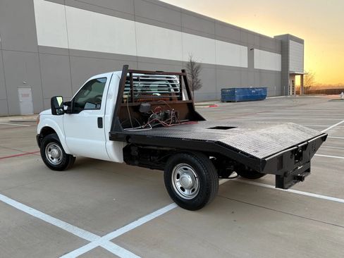 Used 2013 Ford F350 XL w/ Camper Pkg image 9