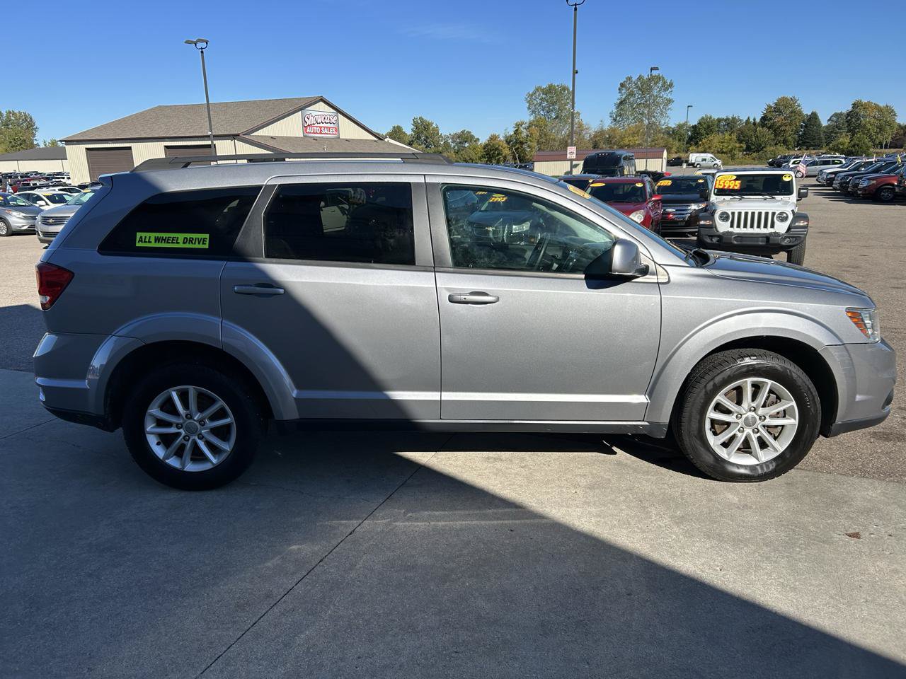 Used 2016 Dodge Journey SXT w/ Comfort/Convenience Group AWD/4WD image 4