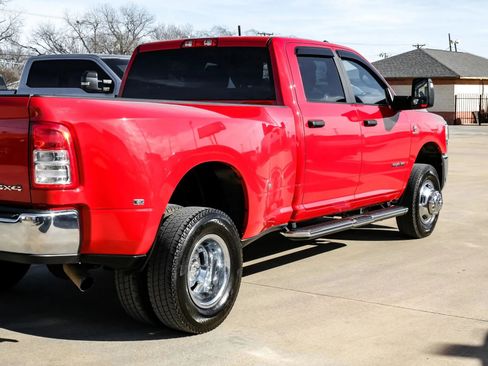 Used 2023 RAM 3500 Big Horn AWD/4WD image 11